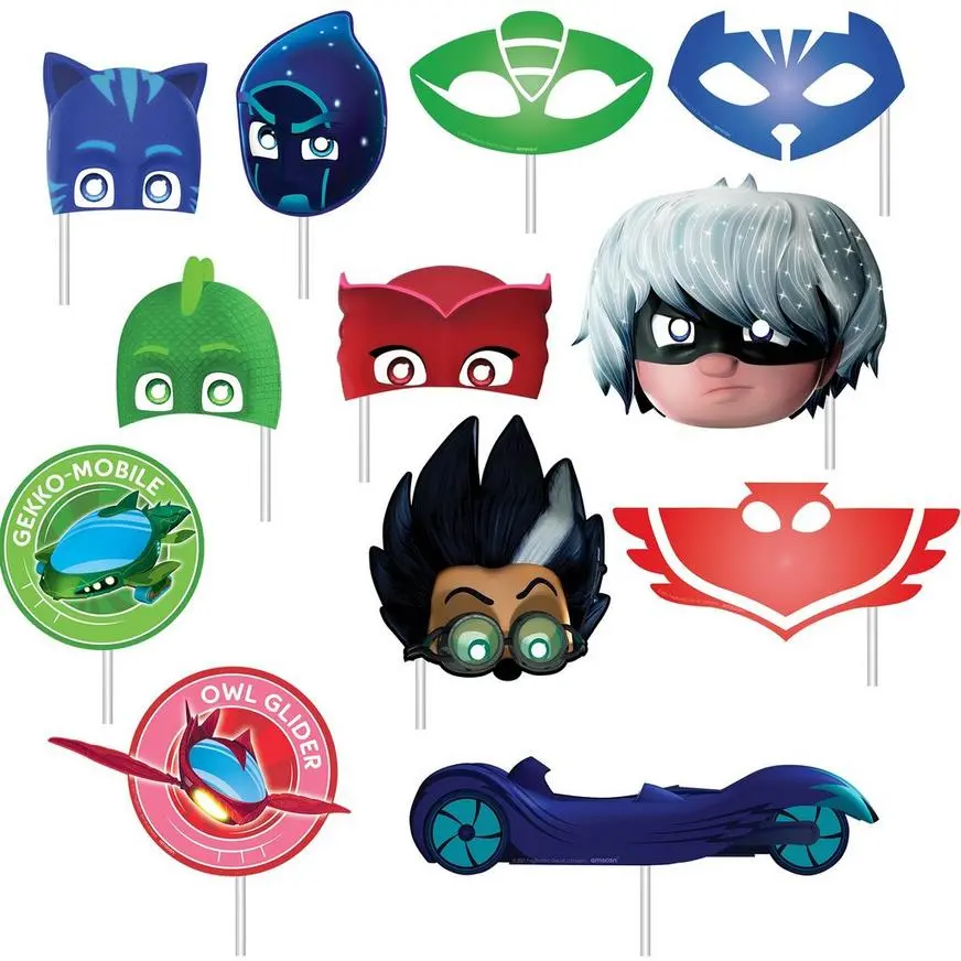 PJ Masks Scene Setter With Photo Booth Props - Image 2