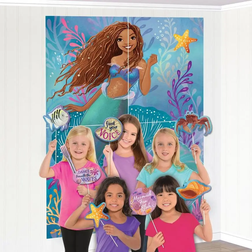 The Little Mermaid Paper & Cardstock Photo Booth Kit, 4.9ft X 5.4ft - Movie 2023 - Image 2